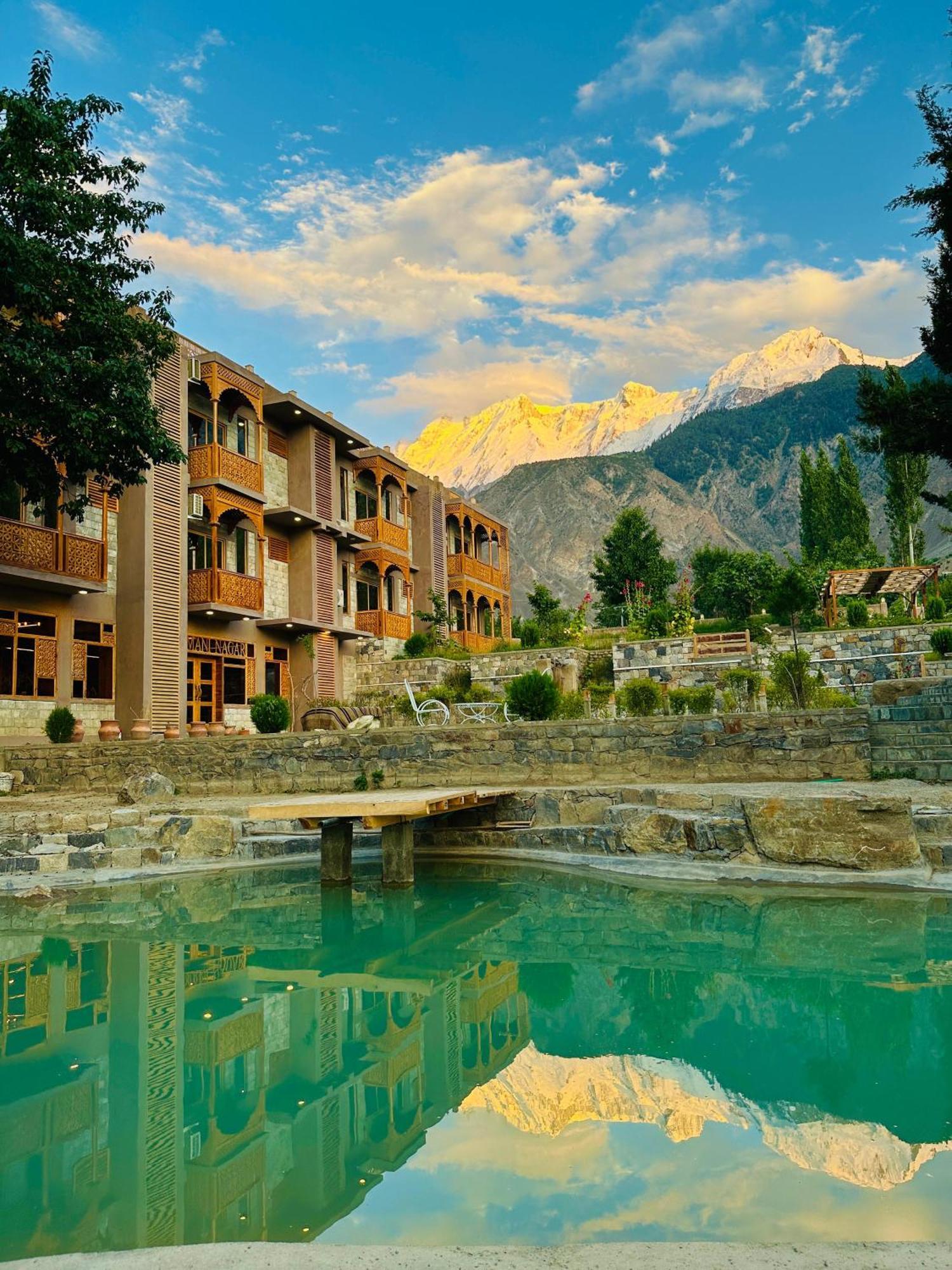 Dumani Nagar Hotel & Resort Karimabad  Екстер'єр фото