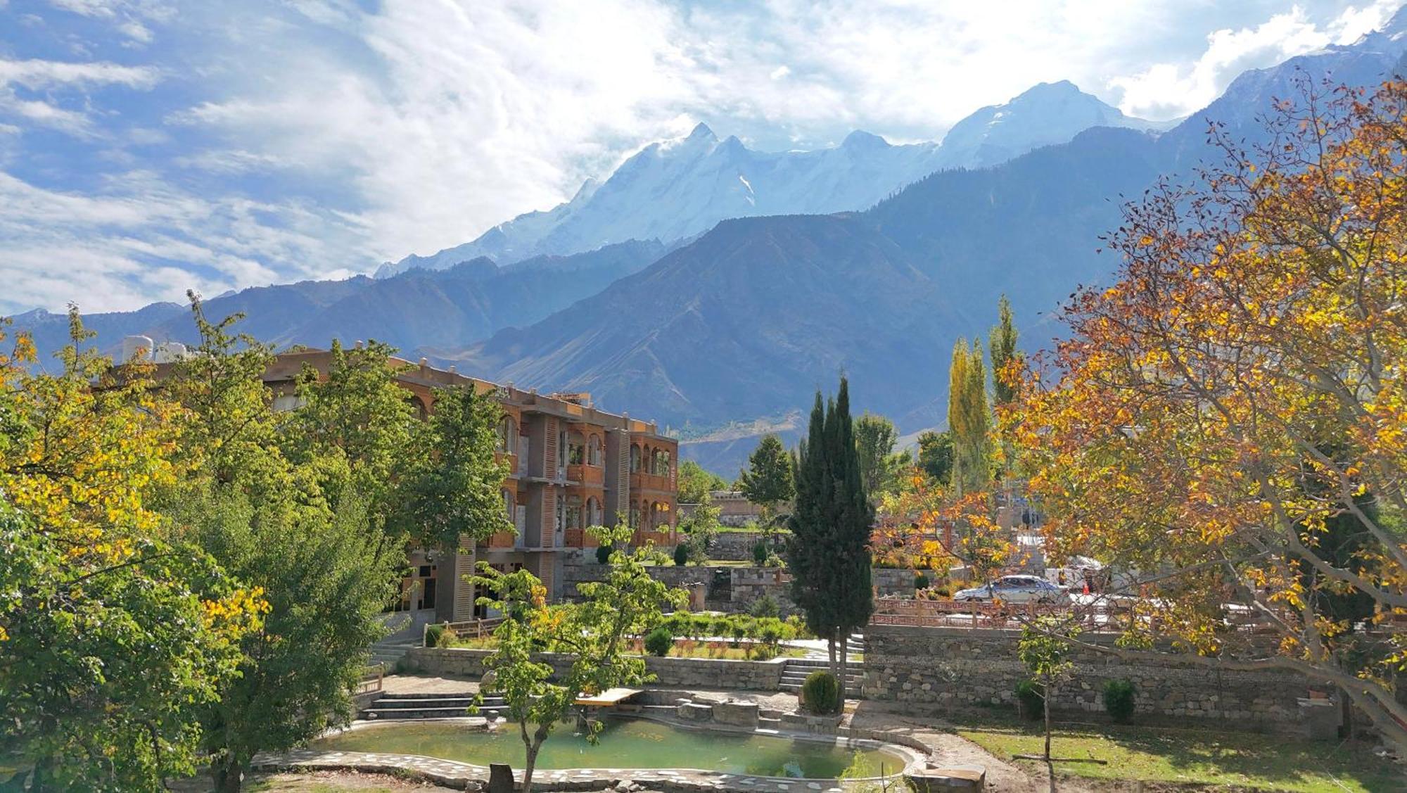 Dumani Nagar Hotel & Resort Karimabad  Екстер'єр фото